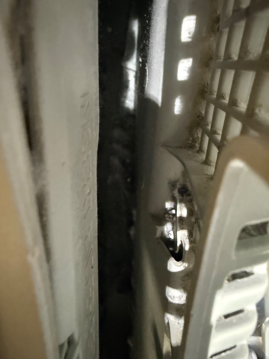 Routine maintenance. in Los Altos — photo 1 of 4
